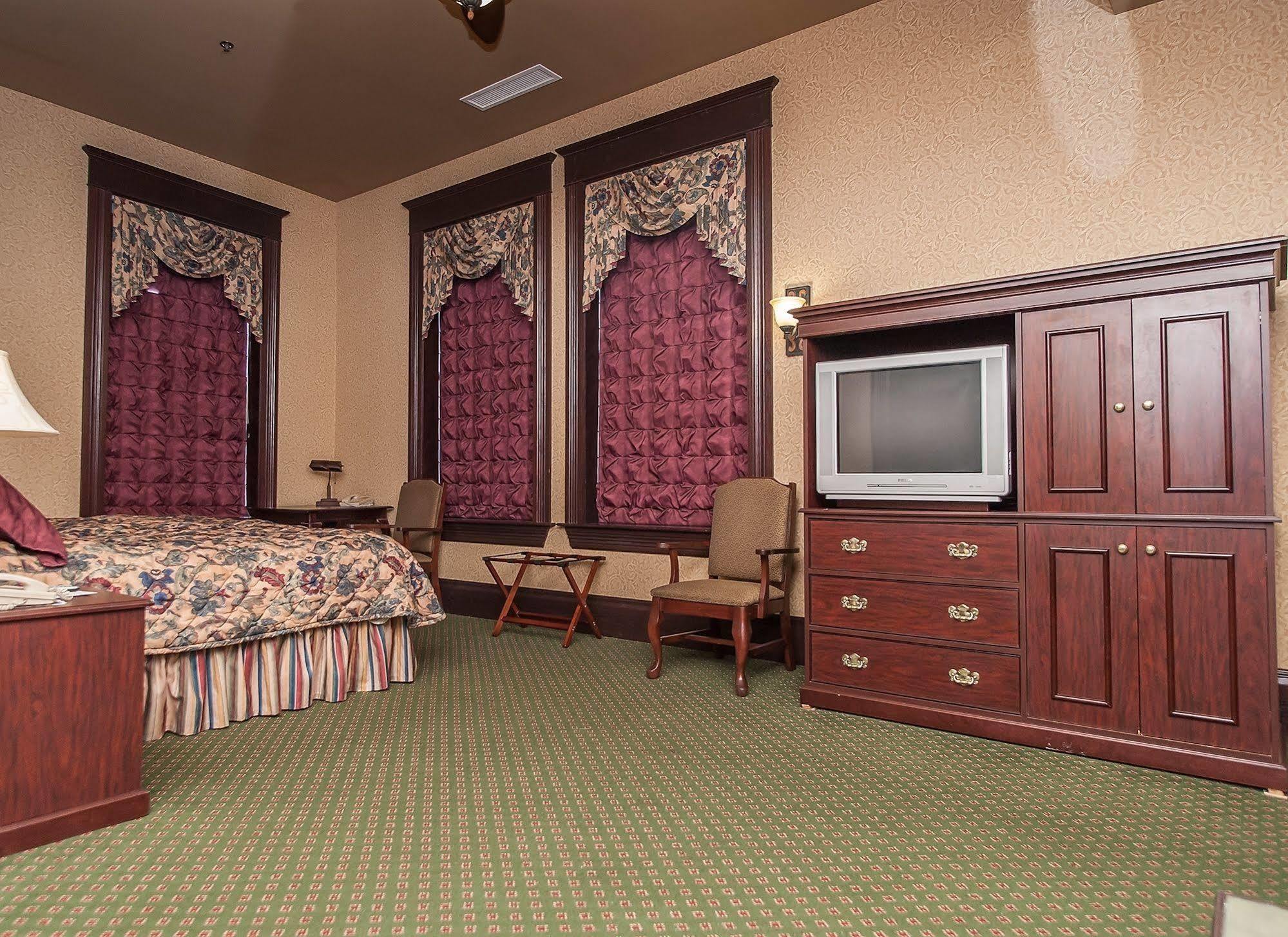 Hickok'S Hotel And Gaming Deadwood Εξωτερικό φωτογραφία